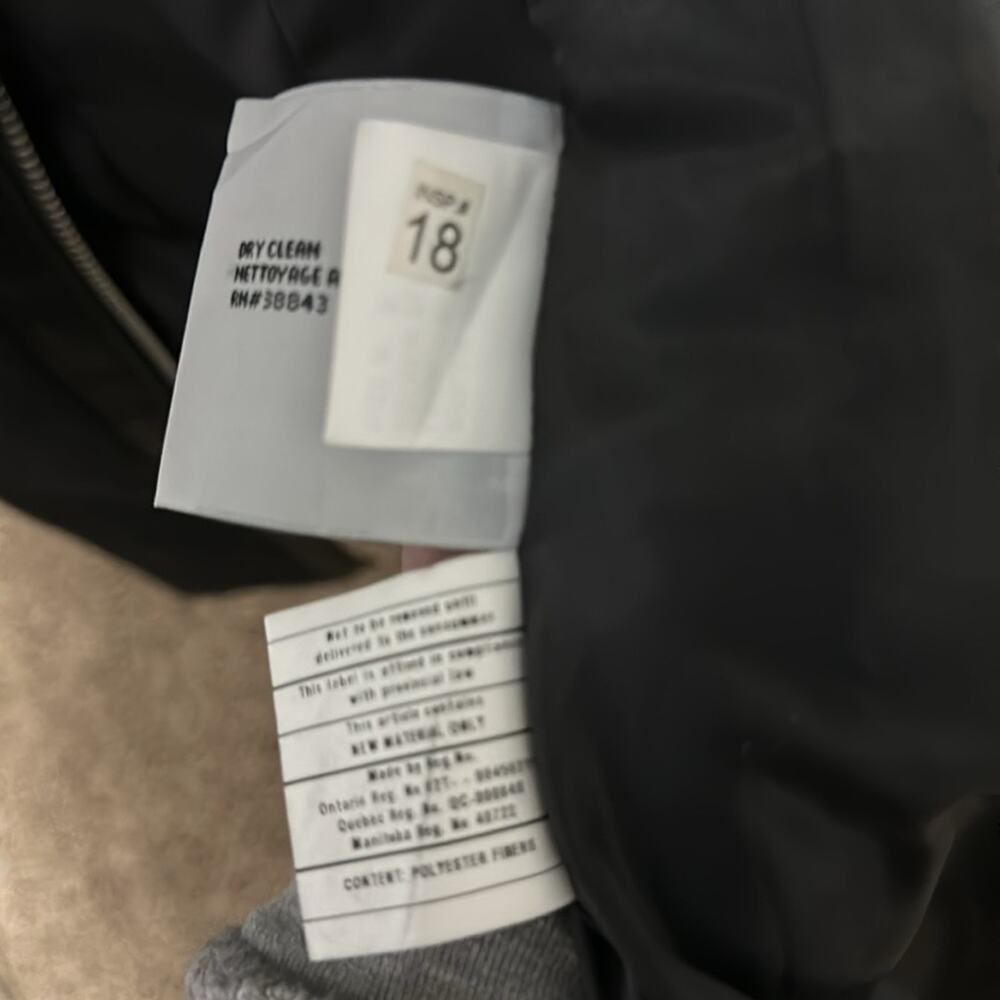 Gorgeous Mixed Media Via Spiga Coat Size 6 - Picture 6 of 8